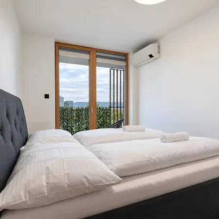 Lam Harmony Ac - Free Parking - Terrace Apartmán Bratislava