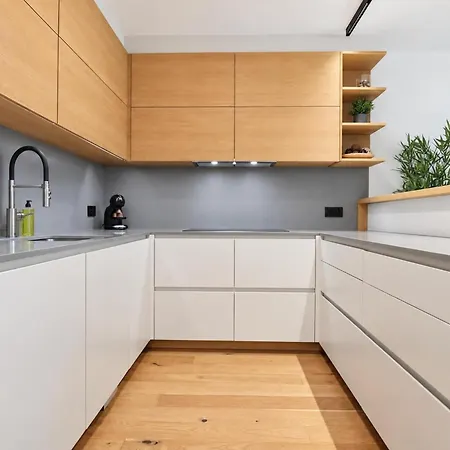 Apartmán Lam Harmony Ac - Free Parking - Terrace
