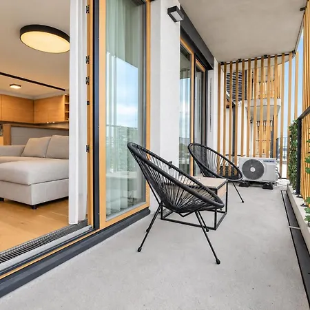 Lam Harmony Ac - Free Parking - Terrace Apartmán
